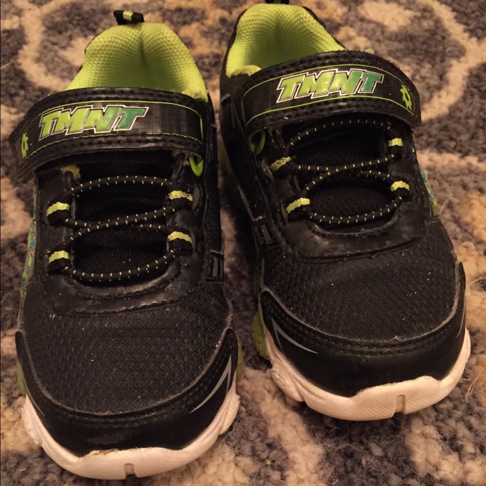 Teenage mutant ninja turtles light up sneakers